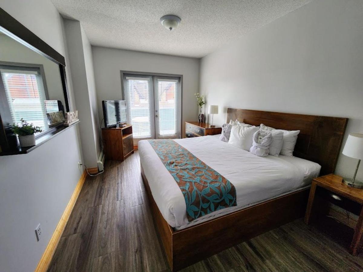 Sunset Resorts Canmore And Spa Екстер'єр фото
