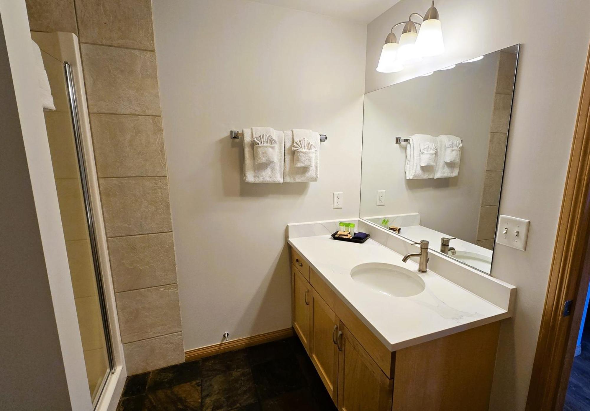 Sunset Resorts Canmore And Spa Екстер'єр фото