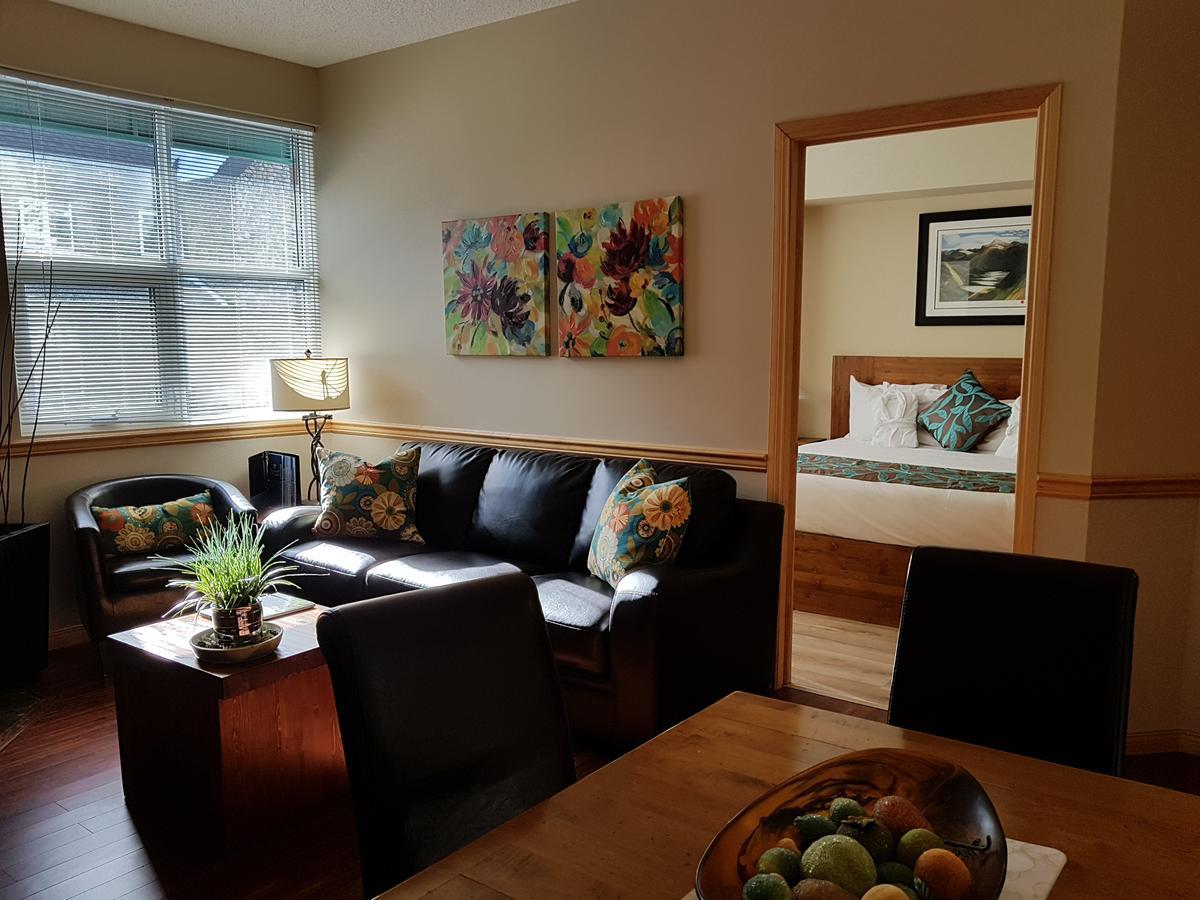 Sunset Resorts Canmore And Spa Екстер'єр фото