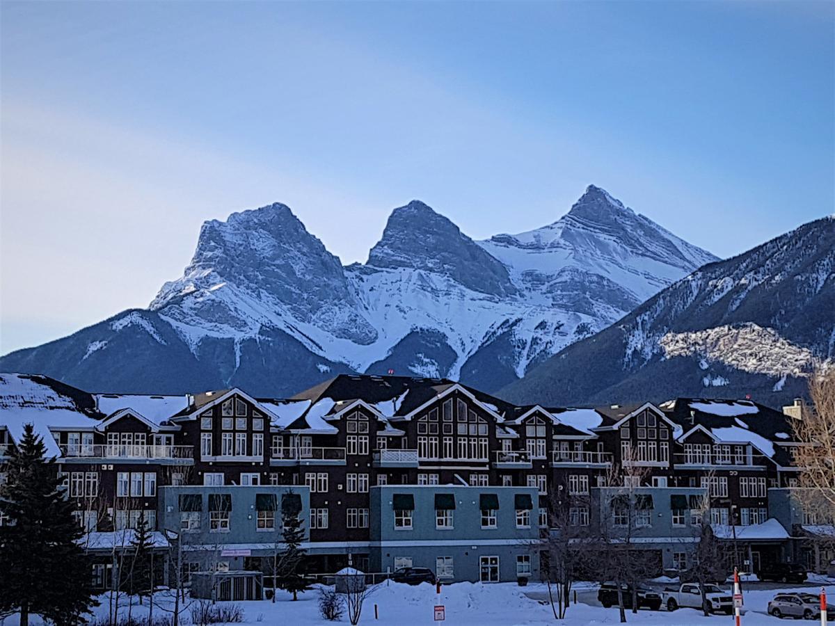 Sunset Resorts Canmore And Spa Екстер'єр фото