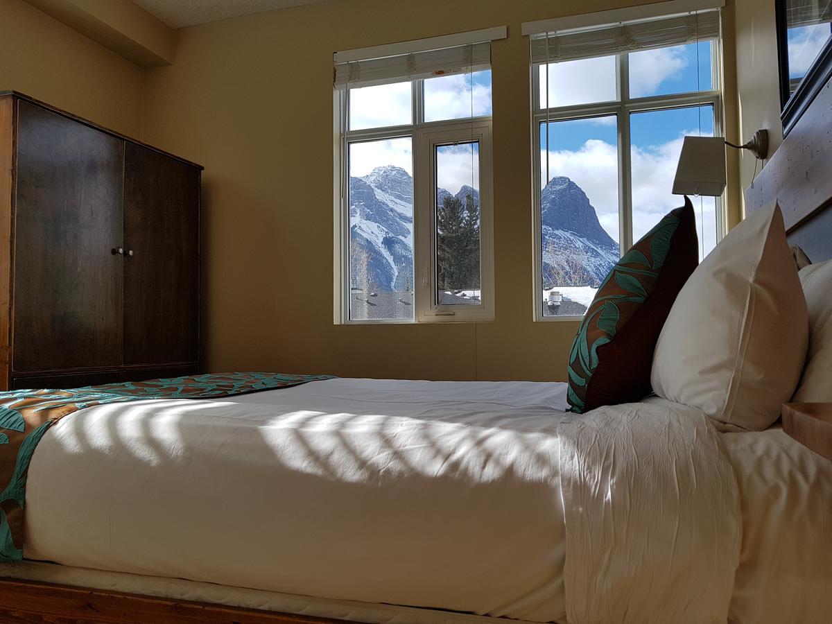 Sunset Resorts Canmore And Spa Екстер'єр фото