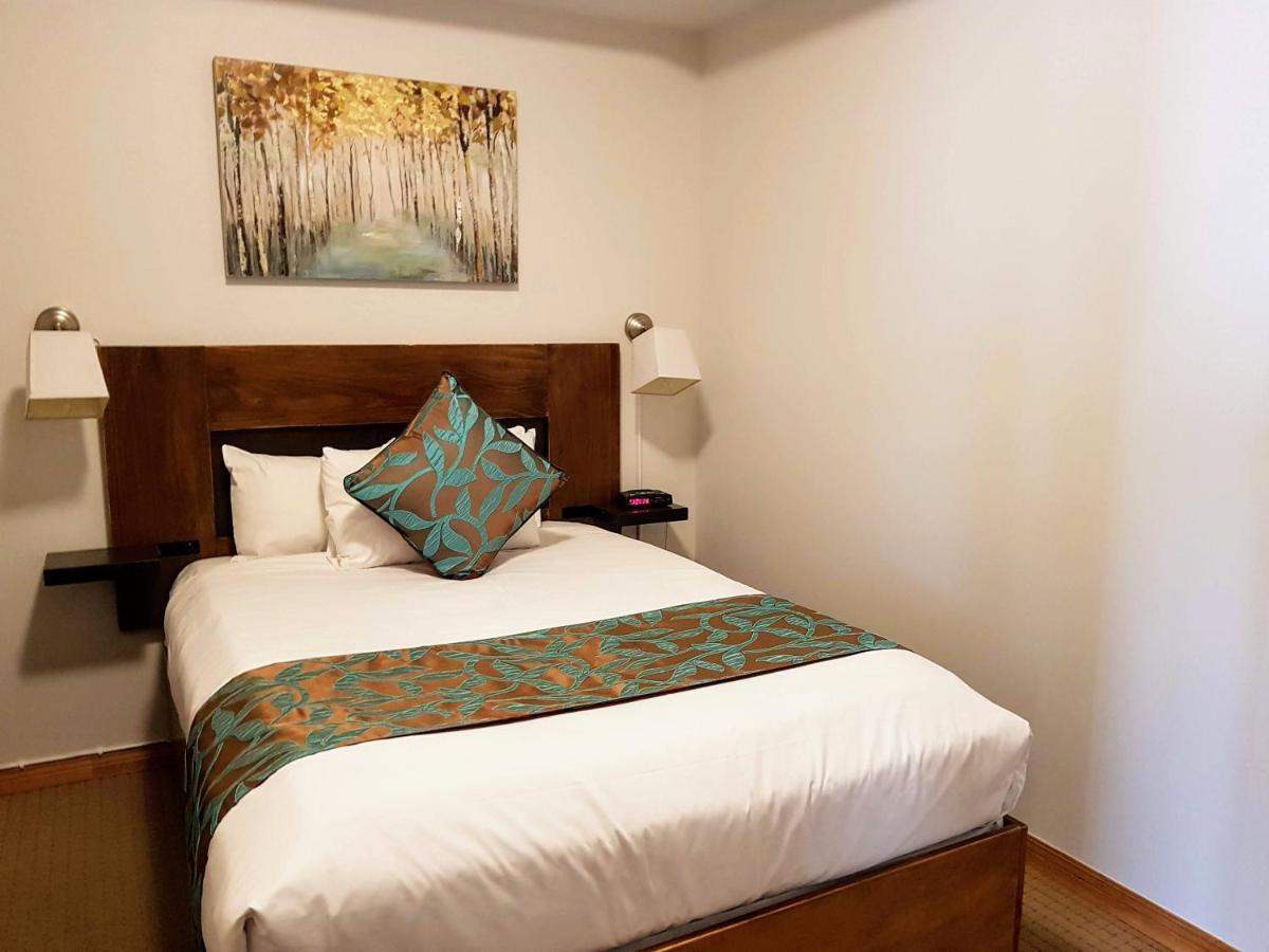 Sunset Resorts Canmore And Spa Екстер'єр фото